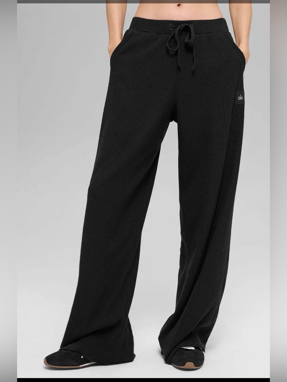 ALO MUSE WIDE LEG - BLACK
